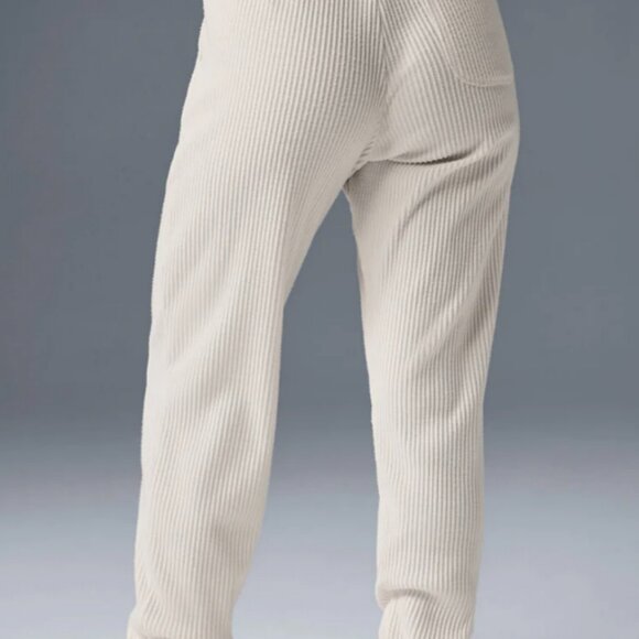 Alo Yoga Muse Hoodie + Sweatpants in Ivory - Picture 6 of 9